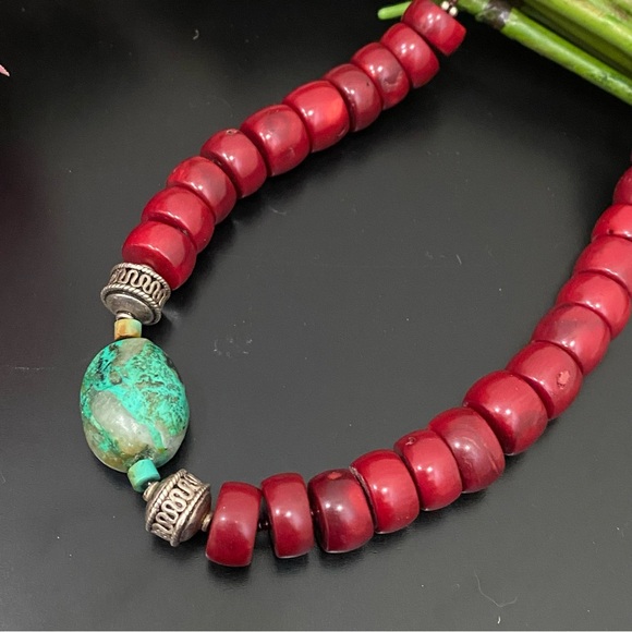 Handcrafted Red Coral & Turquoise Bali Toggle Clasp 17” Chunky Necklace 113g - Picture 7 of 15
